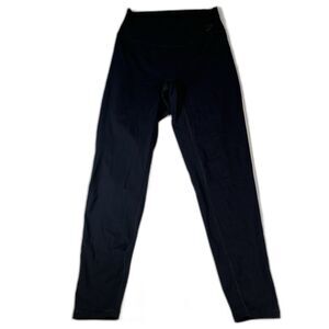 Gymshark Women's Elevate High-Waisted Breathable Leggings DM3 Black Size Medium